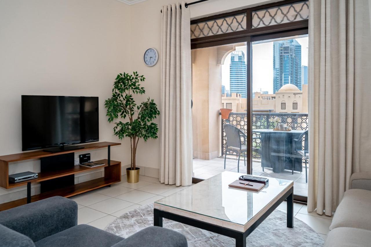Higuests - Spacious Apt With Private Balcony In Old Town 迪拜 外观 照片